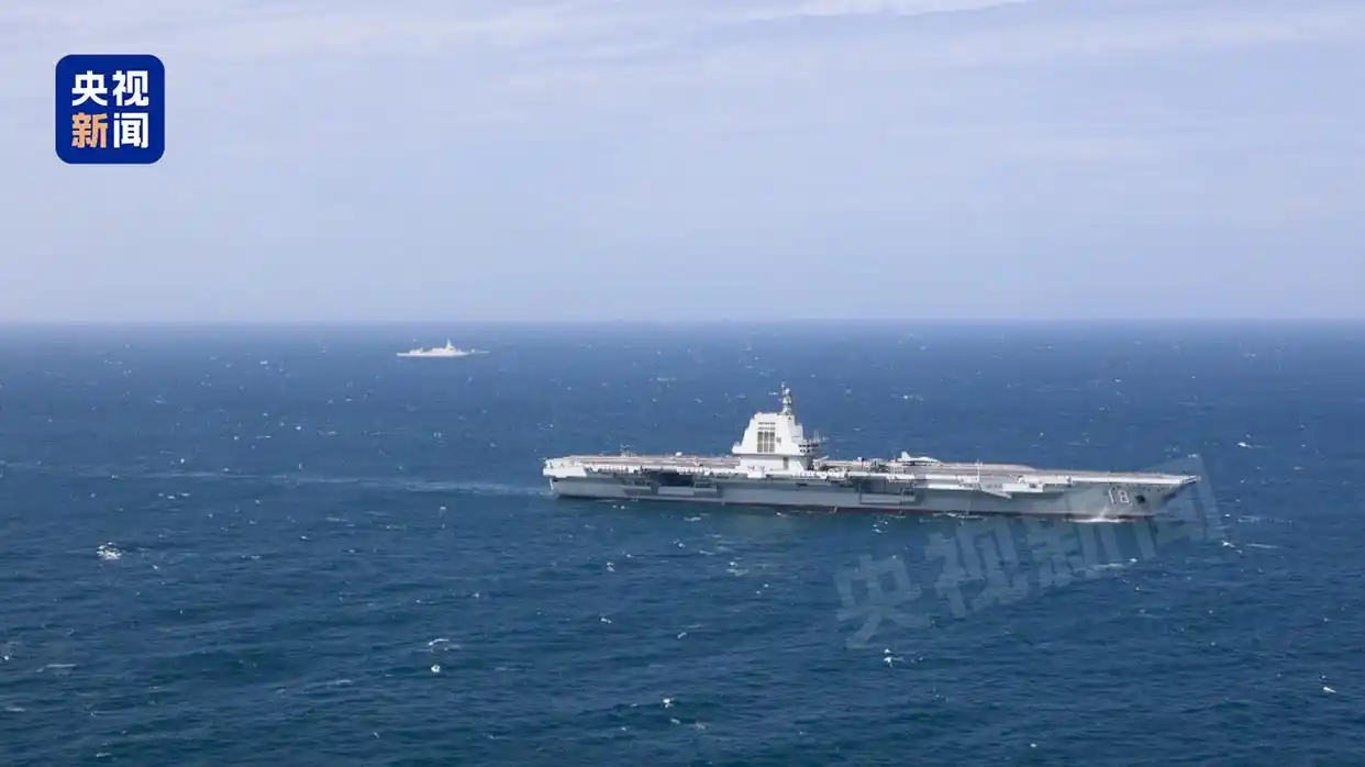 视频丨福建舰入列后首次海上实兵训练 多型舰载机亮相