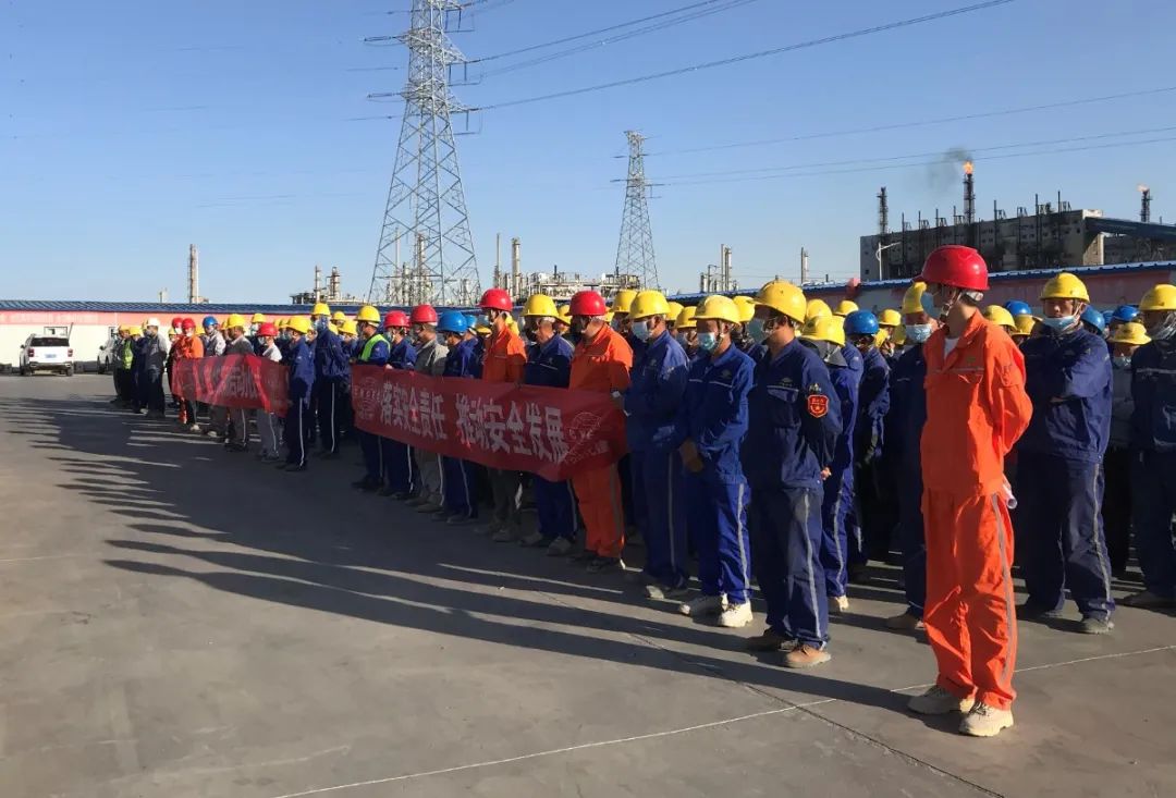 全国安全生产月活动_落实安全责任推动安全发展_安全生产月新闻稿件