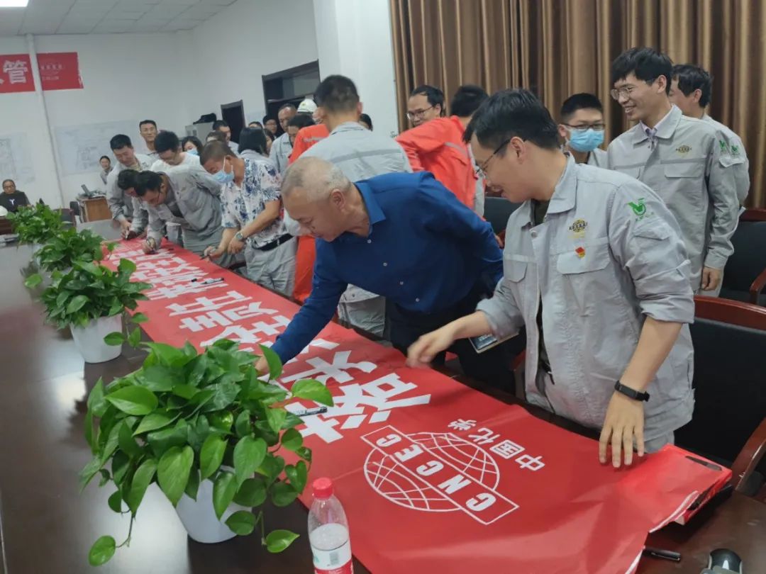 安全生产月新闻稿件_全国安全生产月活动_落实安全责任推动安全发展