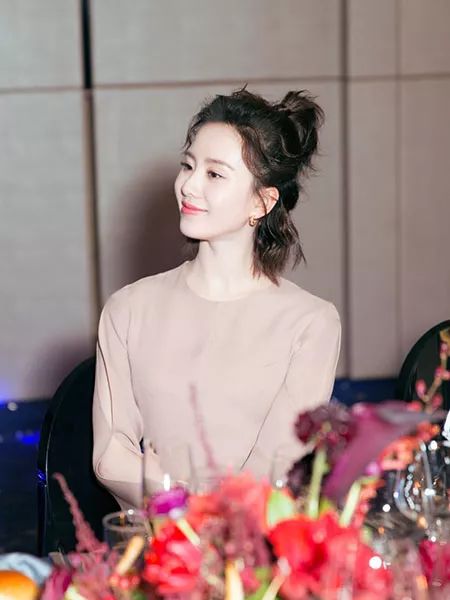 刘诗诗短发发型示范_诗诗发型秀_刘诗诗短发造型