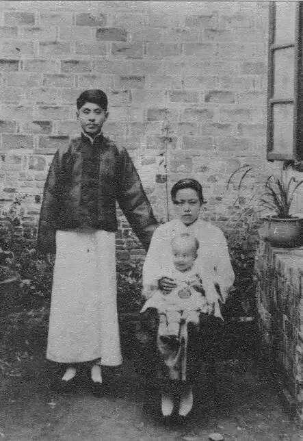 杨振宁逝世_杨振宁 诺贝尔物理学奖 著名物理学家