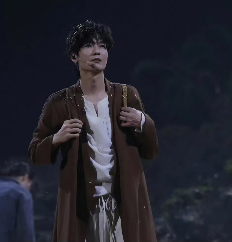 披荆斩棘4陈楚生张远王栎鑫俞灏明_俞灏明张杰王栎鑫_披荆斩棘40713兄弟合体