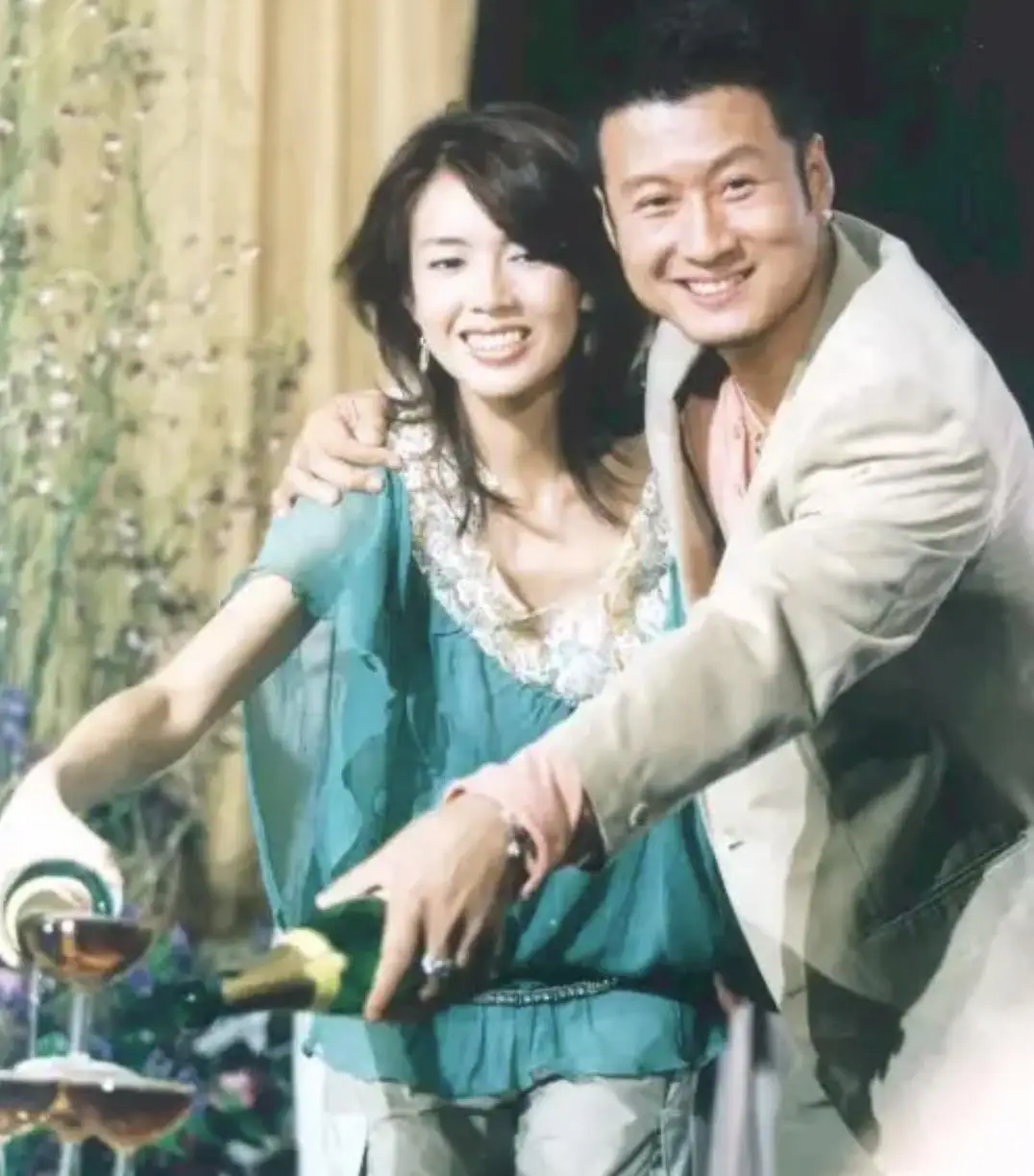 孙兴林美贞婚姻经历_孙兴多次分居复合事件_孙兴骆莉娜微博