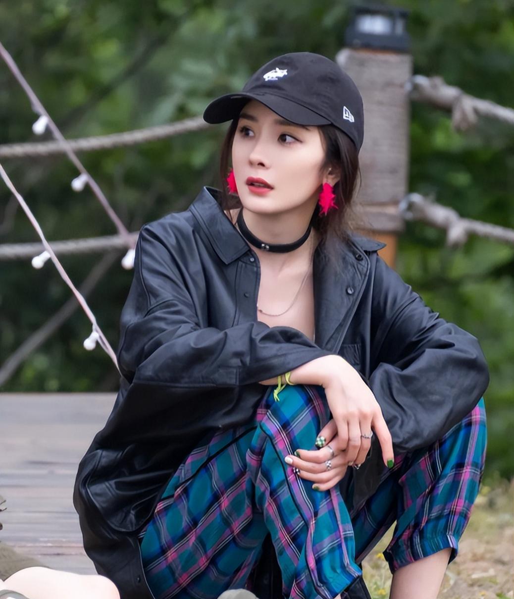 杨幂胸部抖动_性凝视 杨幂 赵丽颖