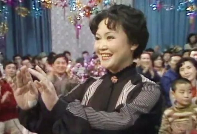 春晚赞助商企业_笑脸哥现场看春晚_春晚特殊观众席分配