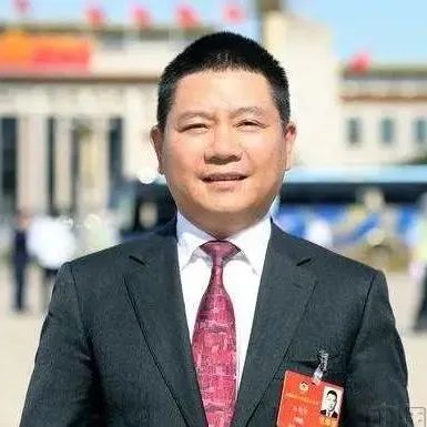 全国政协委员李东东建议尽快创办_全国人大代表长江商学院校友建议_长江商学院校友两会提案