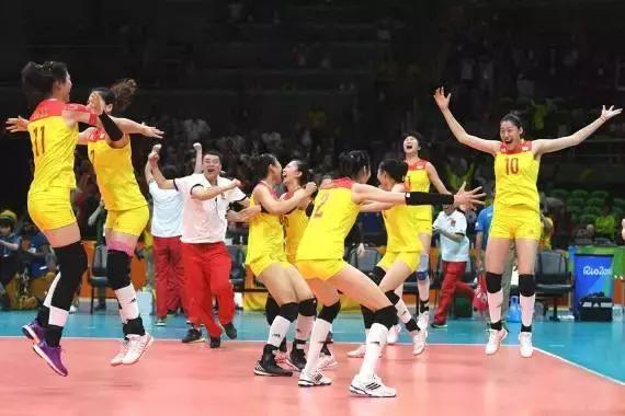 女排精神是什么意思_女排梁艳图片_中国女排精神