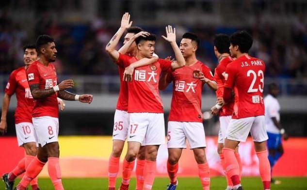 恒大轮换球员名单_北京人和球员名单_中超首发阵容预测