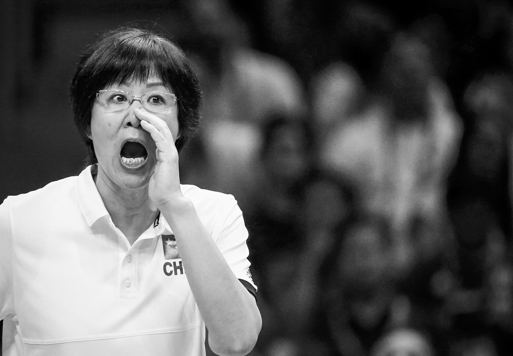 中国女排32年辉煌历程_女排梁艳图片_郎平执教生涯回顾