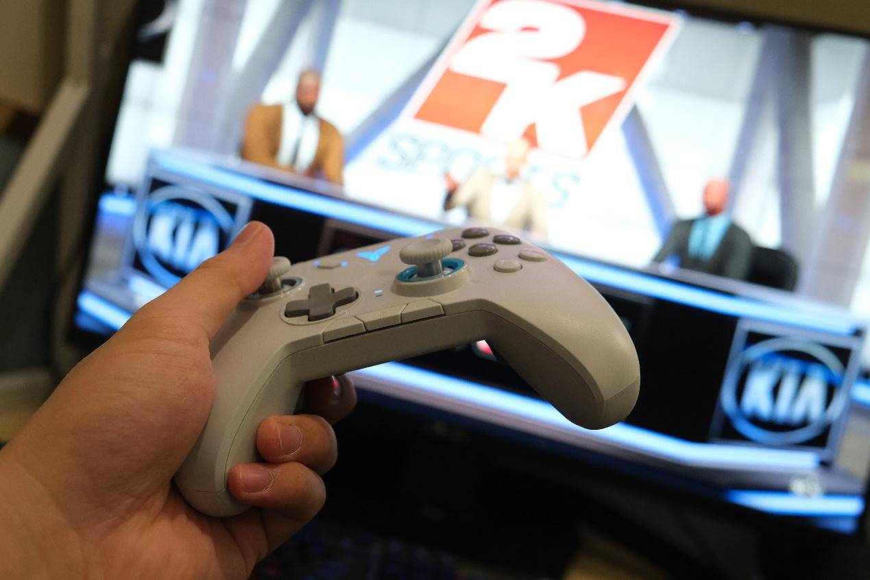 国产PC端手柄评测_飞智黑武士2手柄_dnf手柄设置