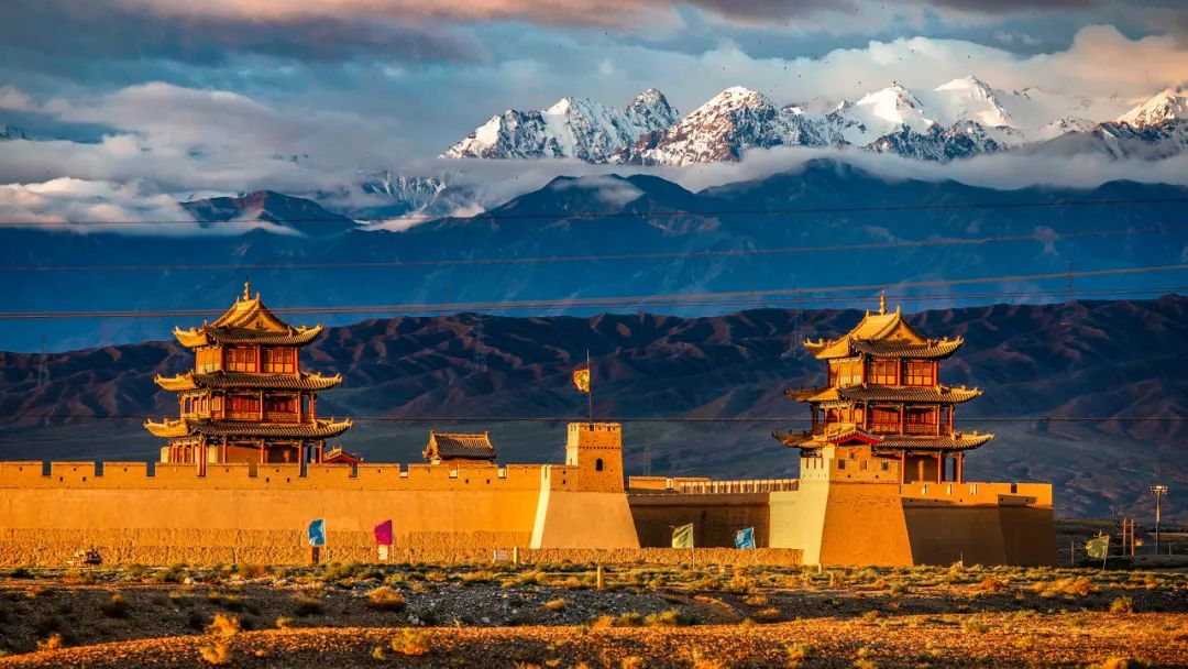 高铁沿途风景_中国最美火车路线_火车图片
