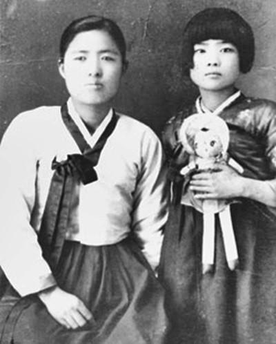 韩国第一童颜美女李吉女_90岁童颜美女李吉女_韩国93岁娃娃脸女校长引热议