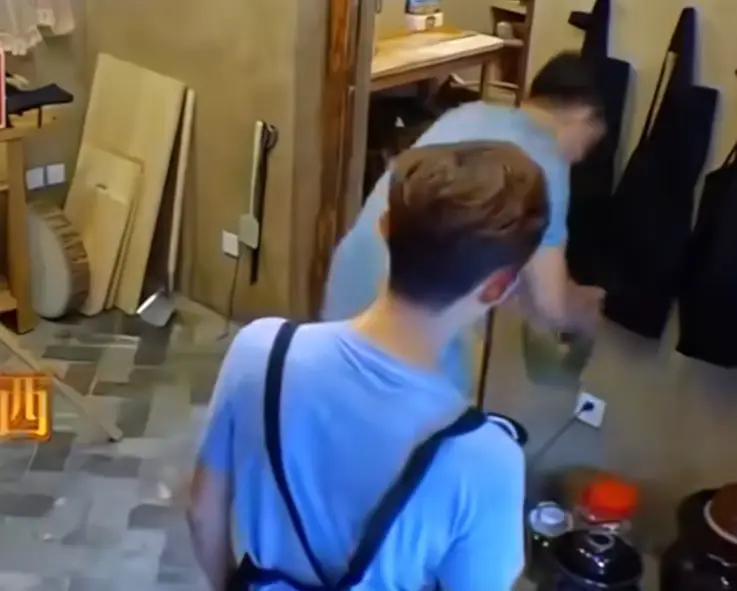 陈赫回应黄磊厨艺_黄磊称会继续给何炅做饭_黄磊做饭好不好吃