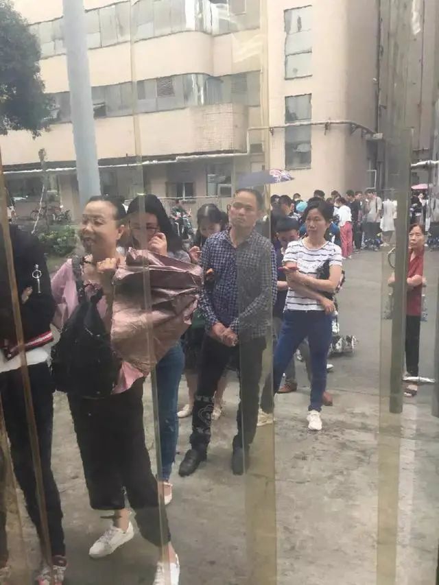 医院食堂做月饼 打败月饼厂_贵州省医院月饼_医院自制月饼推荐