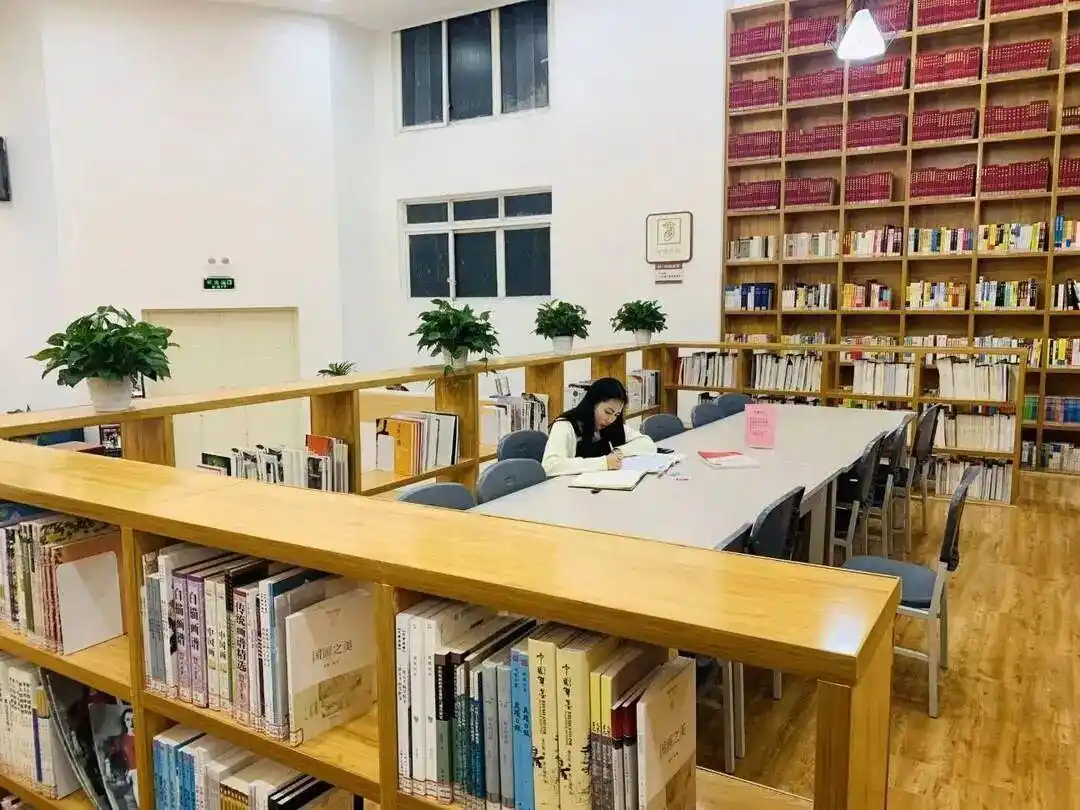 95后女生回应8年从专科到博士_张宇航重庆交通大学博士_从专科到博士逆袭