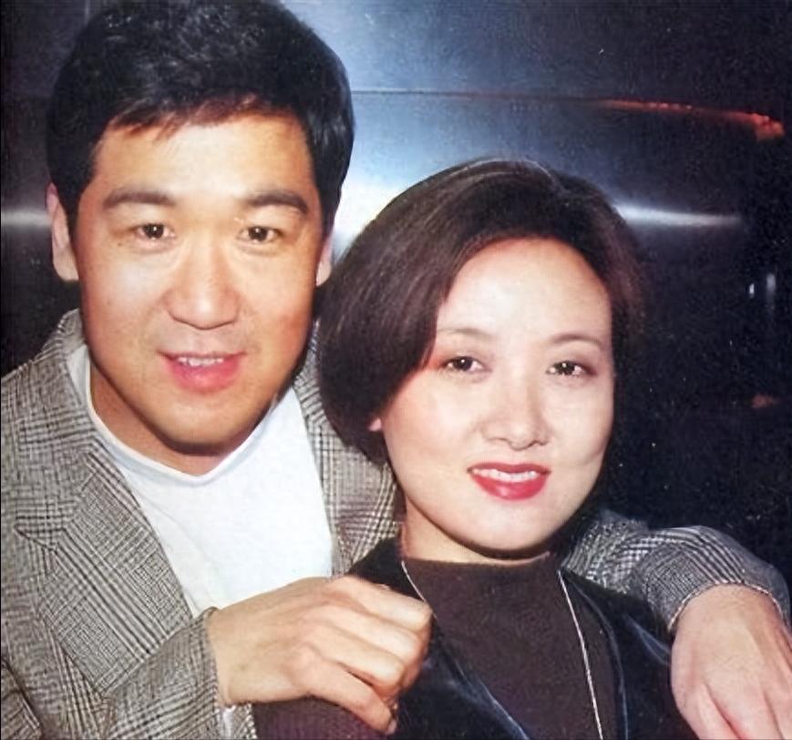 “京圈老炮”张国立的豪横情史，和他身后的6个女人