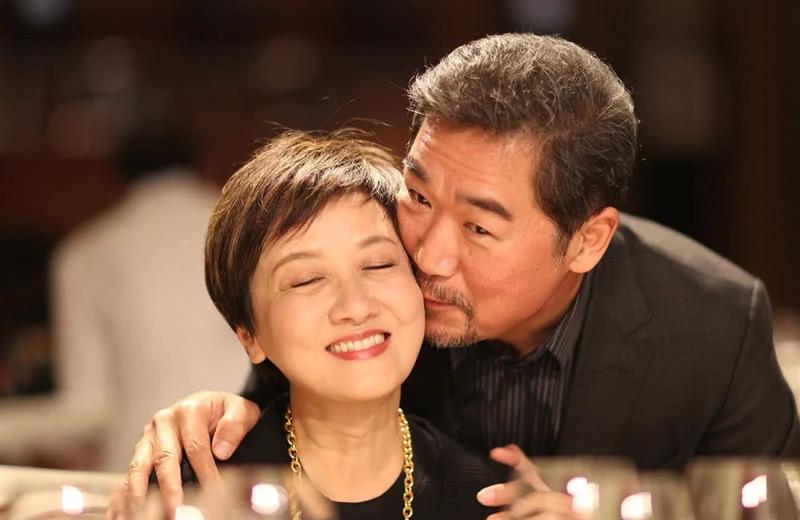 张国立前妻罗秀春现状_演员张国立前妻_张国立罗秀春离婚原因