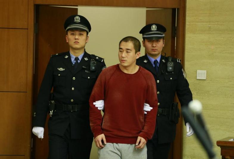 演员张国立前妻_张国立罗秀春离婚原因_张国立前妻罗秀春现状