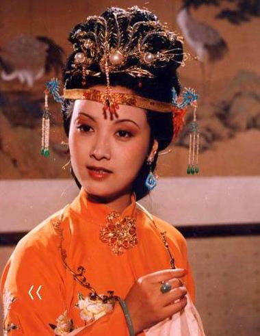 张国立罗秀春离婚原因_张国立前妻罗秀春现状_演员张国立前妻