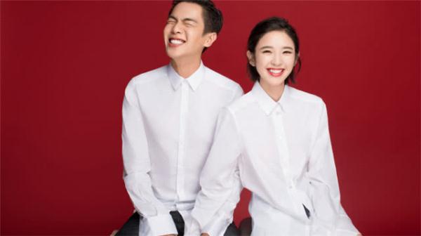 唐艺昕婚纱照_张若昀唐艺昕婚礼 爱尔兰婚礼 伴郎伴娘团