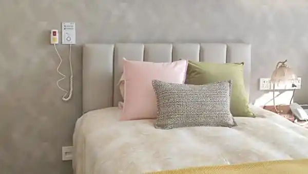 睡眠不规律与痴呆风险_睡够8小时才健康？原来我们搞错了_规律作息延缓生物衰老