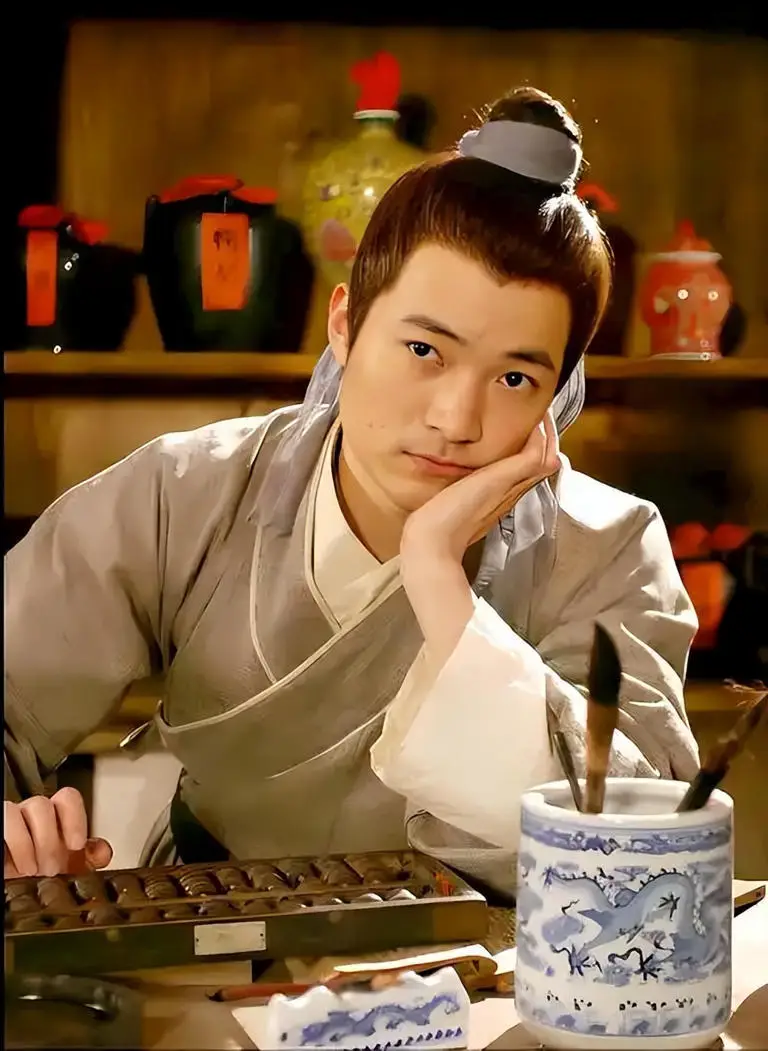 喻恩泰婚变财产转移_吕秀才现实生活曝光_喻恩泰回应婚变