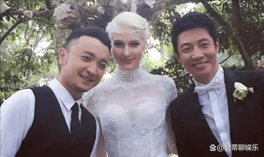 李白倒追撒贝宁故事_撒贝宁女友李白照片_撒贝宁李白婚姻