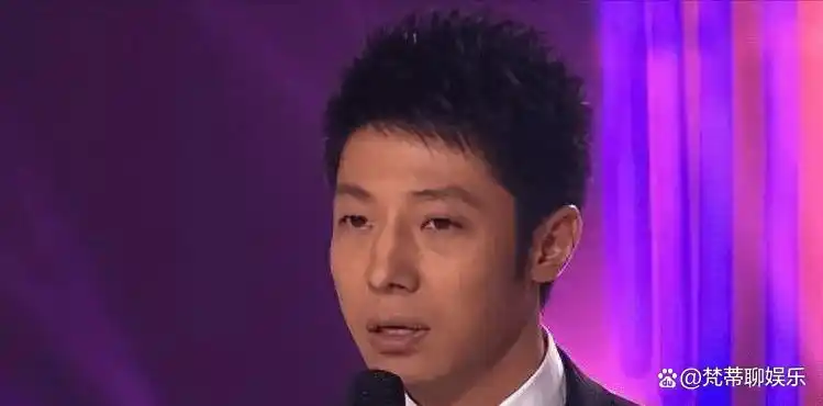 李白倒追撒贝宁故事_撒贝宁李白婚姻_撒贝宁女友李白照片