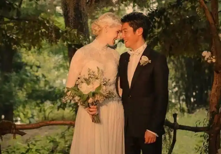 撒贝宁妻子李白个人经历_撒贝宁女友李白照片_李白与撒贝宁爱情故事