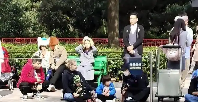 李白个人资料_撒贝宁女友李白照片_撒贝宁现任妻子李白