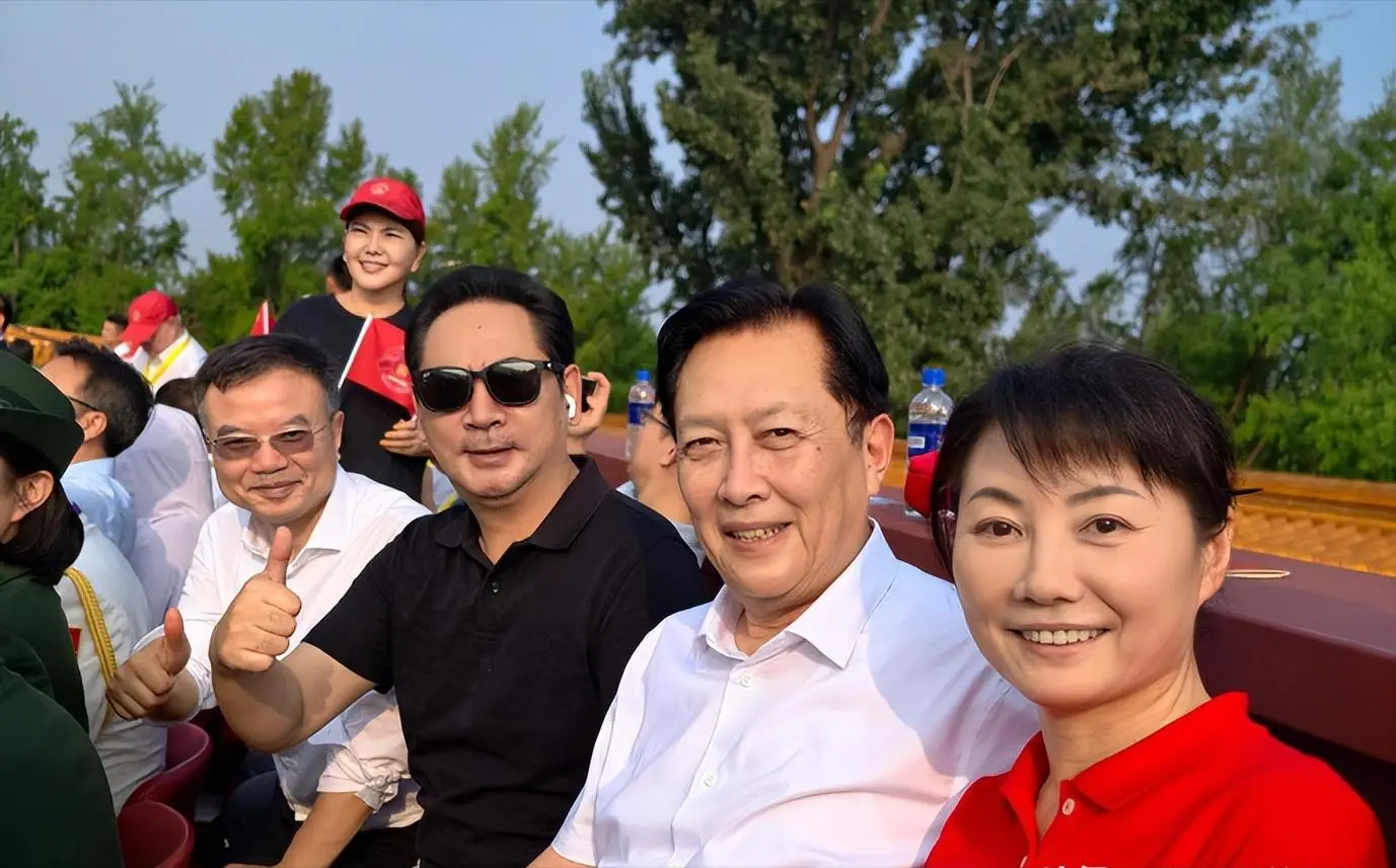 唐国强 雅典娜的愤怒_唐国强“舌战群儒”_唐国强 海外身份争议