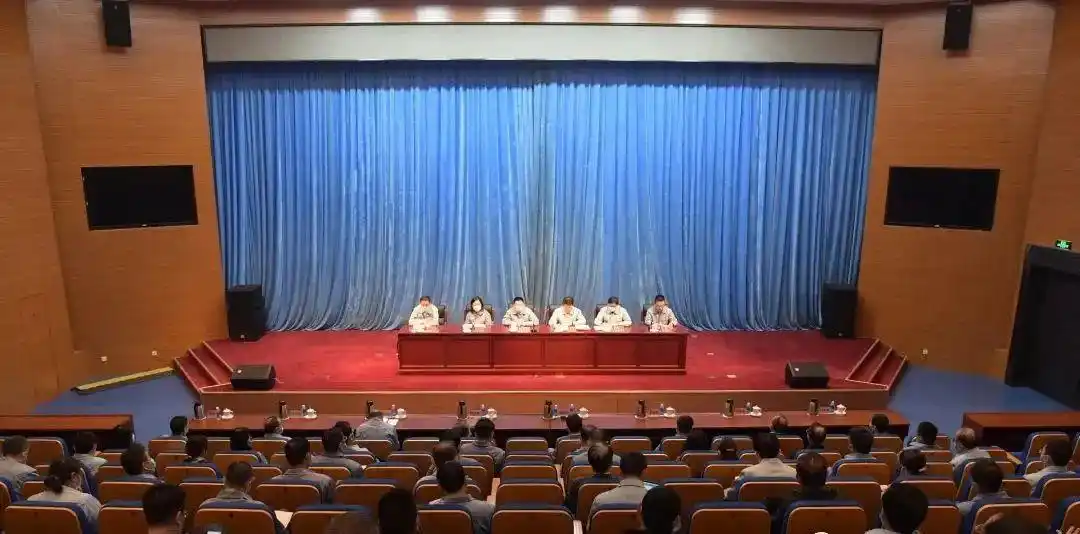 中国海洋石油集团有限公司副总经理周立伟_中国石油化工集团领导班子调整_中石化管理层名单