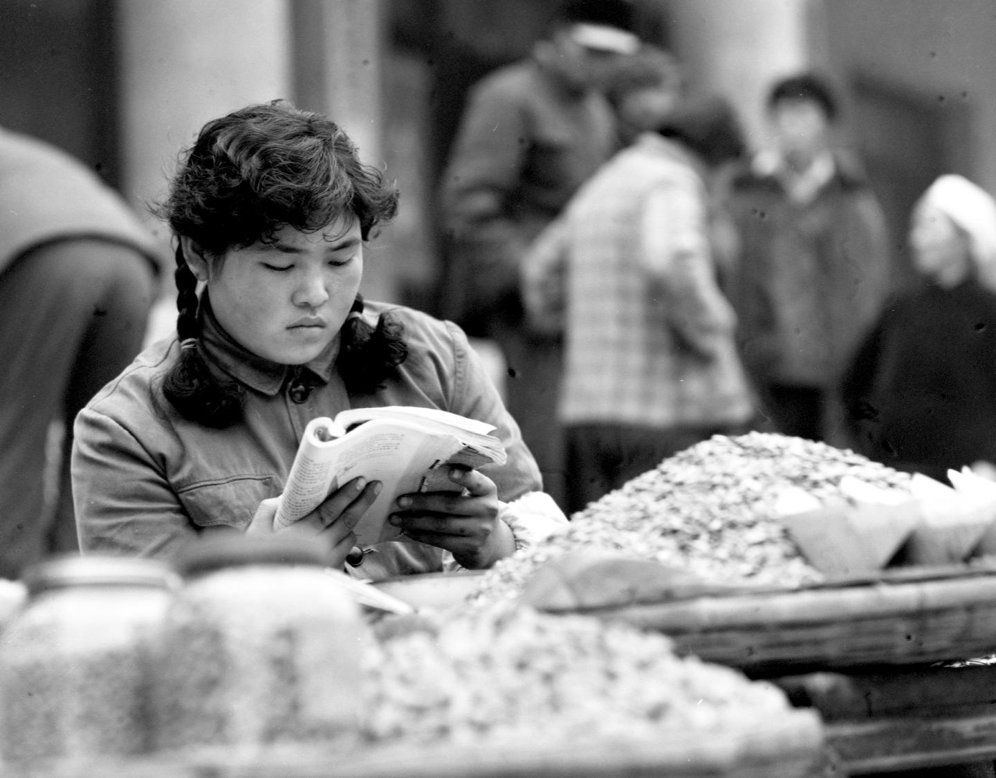 世界读书日 读书的好处 读书方式与空间_去k书联系方式