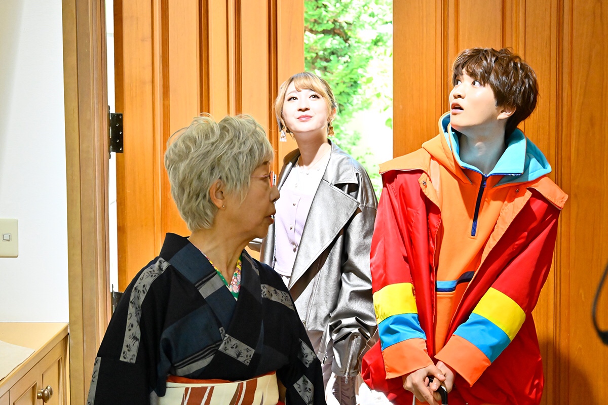假面骑士瓦伦与格罗塔对决_假面骑士加布第8话预告内容_假面骑士吃瘪