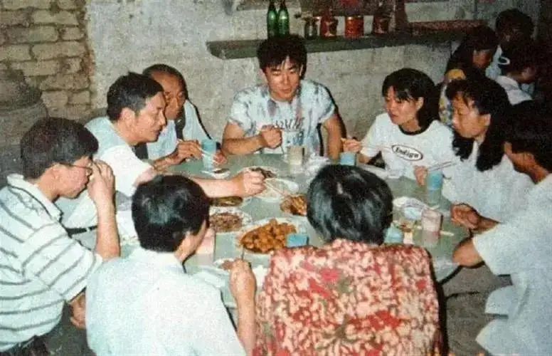 任贤齐感谢老乡帮自己修缮祖宅_任贤齐祖宅翻新 武汉江夏 乡愁记忆