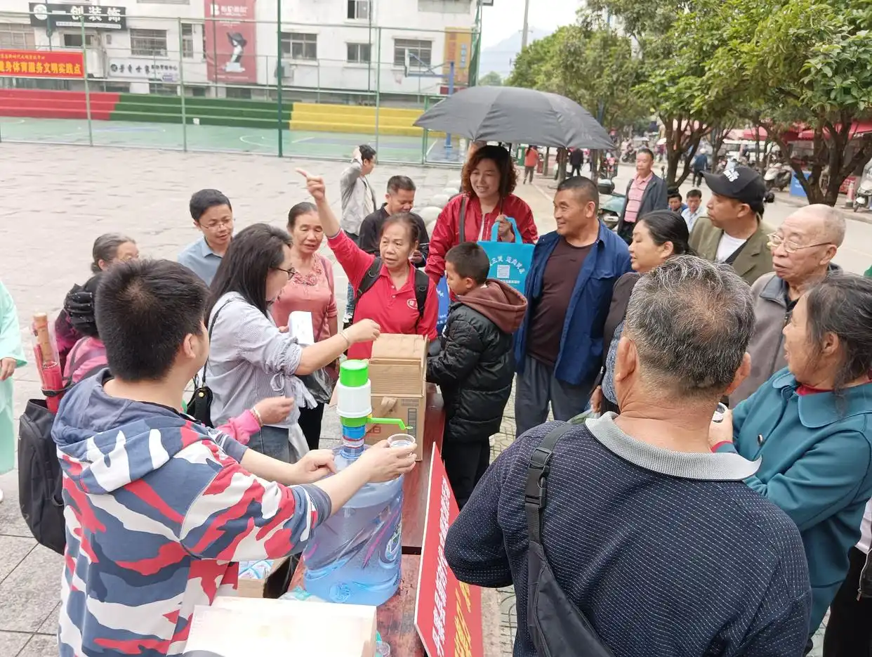 丹寨县赶集地点调整_丹寨第二集贸市场布局_丹寨兴泉路