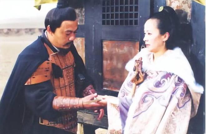 蔡文姬 悲剧人生 _三国蔡文姬无惨_蔡文姬 乱世命运 