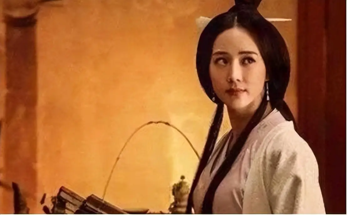 三国蔡文姬无惨_蔡文姬 乱世 红颜