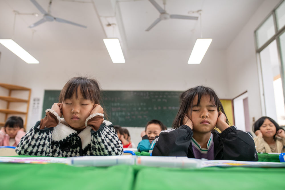 湾塘小学防控近视方法_三所“零近视”小学带来的启示_湾塘小学零近视经验