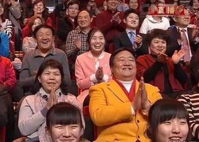 笑脸哥连续16年看春晚 给导演哈文打满分