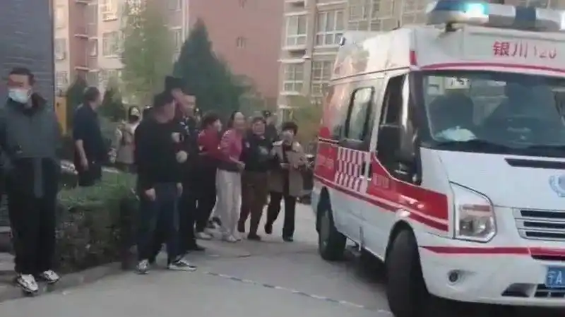 西安11岁男孩捉迷藏坠井身亡_有限空间安全_儿童坠井救援