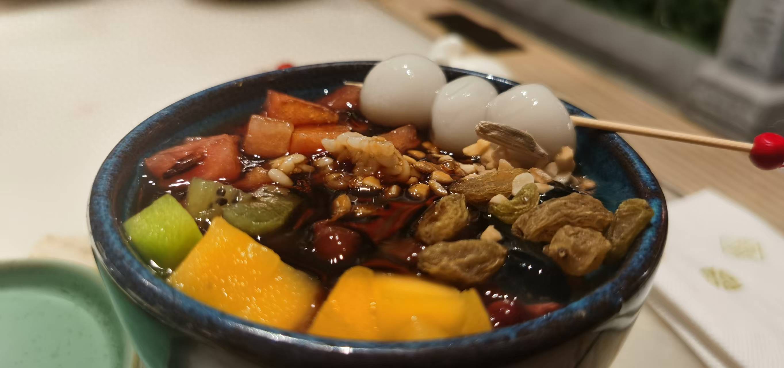 周末美食DIY丨炎炎夏日，来一碗冰粉释放清凉