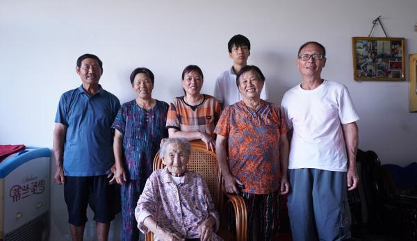 合肥最长寿老人楚学珍 长寿秘诀 生活规律 心态平和_合肥十大新闻人物