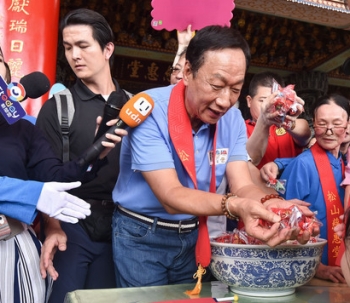 蔡英文林志玲年龄差_台湾新闻蔡英文老公_林志玲蔡英文姐姐称呼