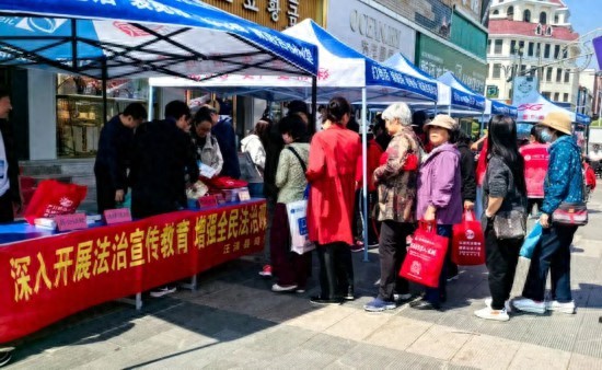 凝聚团结奋进力量_扶贫助残部_弘扬自强与助残精神