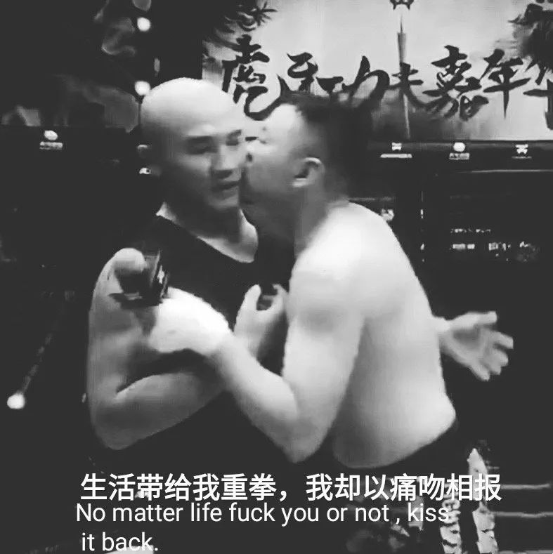 游戏与女孩子的选择_游戏比女孩子好玩_小伙子错了怎么让女孩子开心呢？