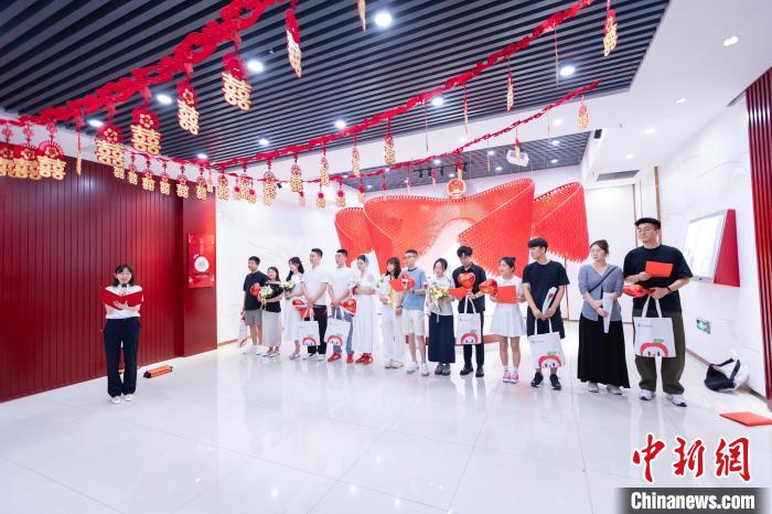 沈阳市打造“结婚登记+孕育医疗”新模式 沈阳市打造“结婚登记+孕育医疗”新模式