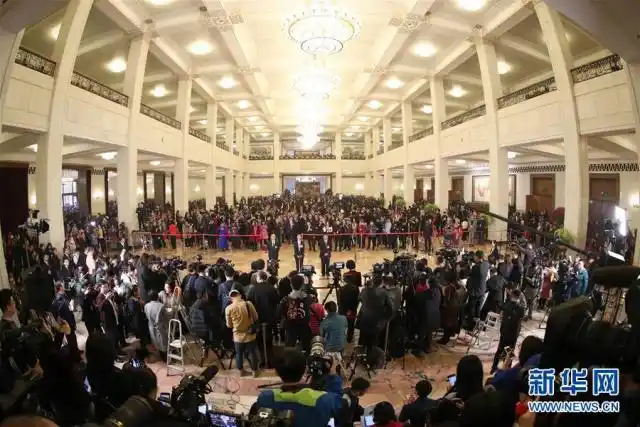 中国发展的明天一定更美好——从全国两会看奋进中国的发展信心 中国发展的明天一定更美好——从全国两会看奋进中国的发展信心