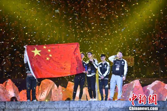 IG战队夺得第二届DOTA2亚洲邀请赛冠军 IG战队夺得第二届DOTA2亚洲邀请赛冠军