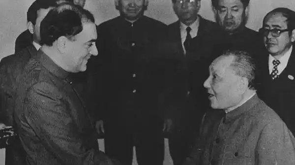李显龙:美国常驻,中国又搬不走,亚洲国家怎么选 李显龙:美国常驻,中国又搬不走,亚洲国家怎么选